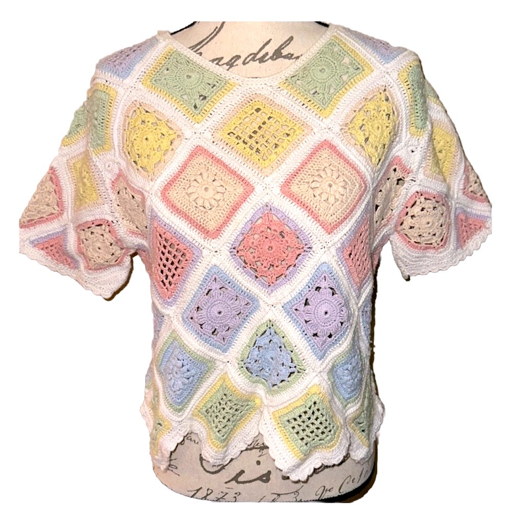 HP🎉💕Vintage 90’s Pastel Rainbow Crochet Patchwork Sweater